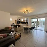 Cardellina - Rez-de-jardin , Parking Prive - 6 Couchages, Centre & A Pied Apartment